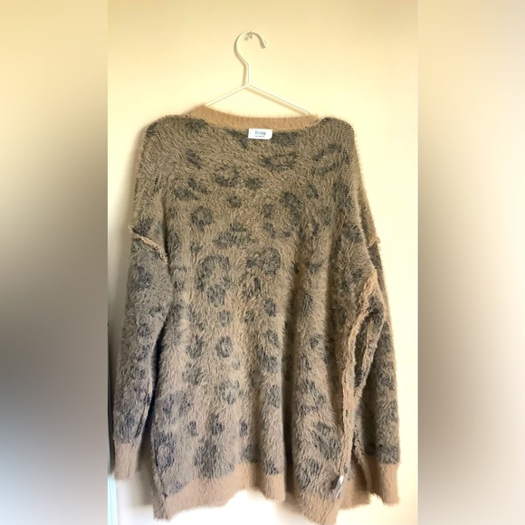 Bluivy S/M Oversized Cardigan - Picture 6 of 8